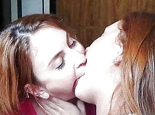 Lesben Teenager erstaunlich küssen und Zunge saugen