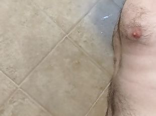 Dunkelhäutige Masturbiert In Der Dusche