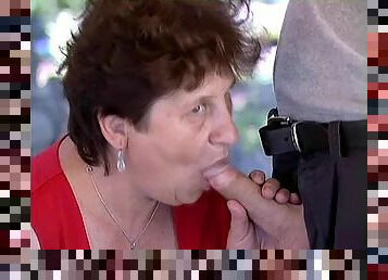 Lihava, Vanha, Ulkotiloissa, Isot, upeat naiset, Vanhempi