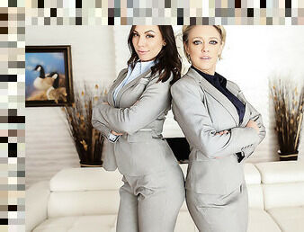 Velike sise, Star, Pička (Pussy), Odrasli, Lutke, Lezbejke, Mame koje bih jebao, Porno zvijezde, Prstima, Mladi (18+)